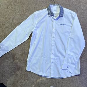 Dress shirt with logo style collar 16.5 by 34 inch